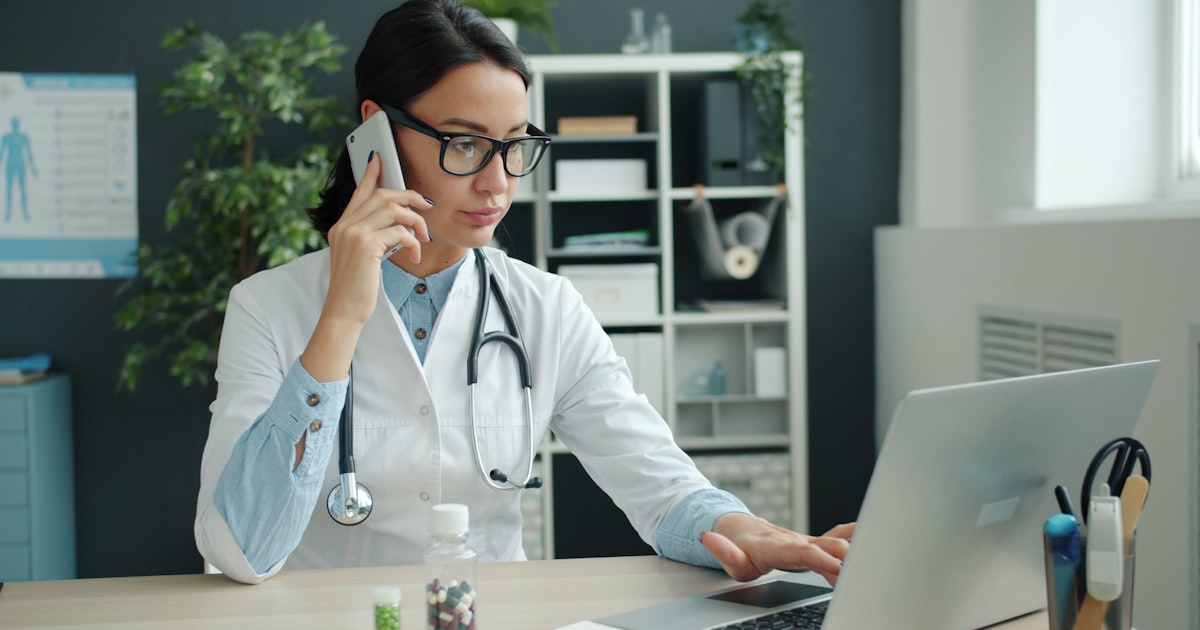 Chatbot para clínica: o que avaliar antes de contratar